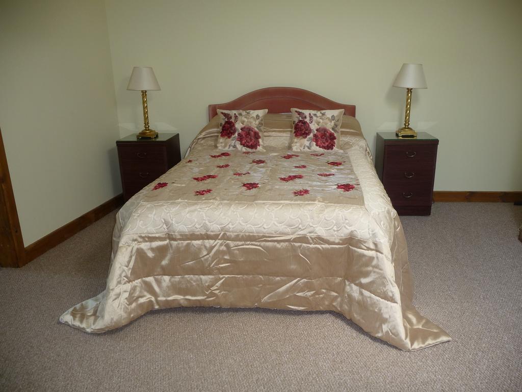 Ivy Hall Wootton Bridge  Chambre photo