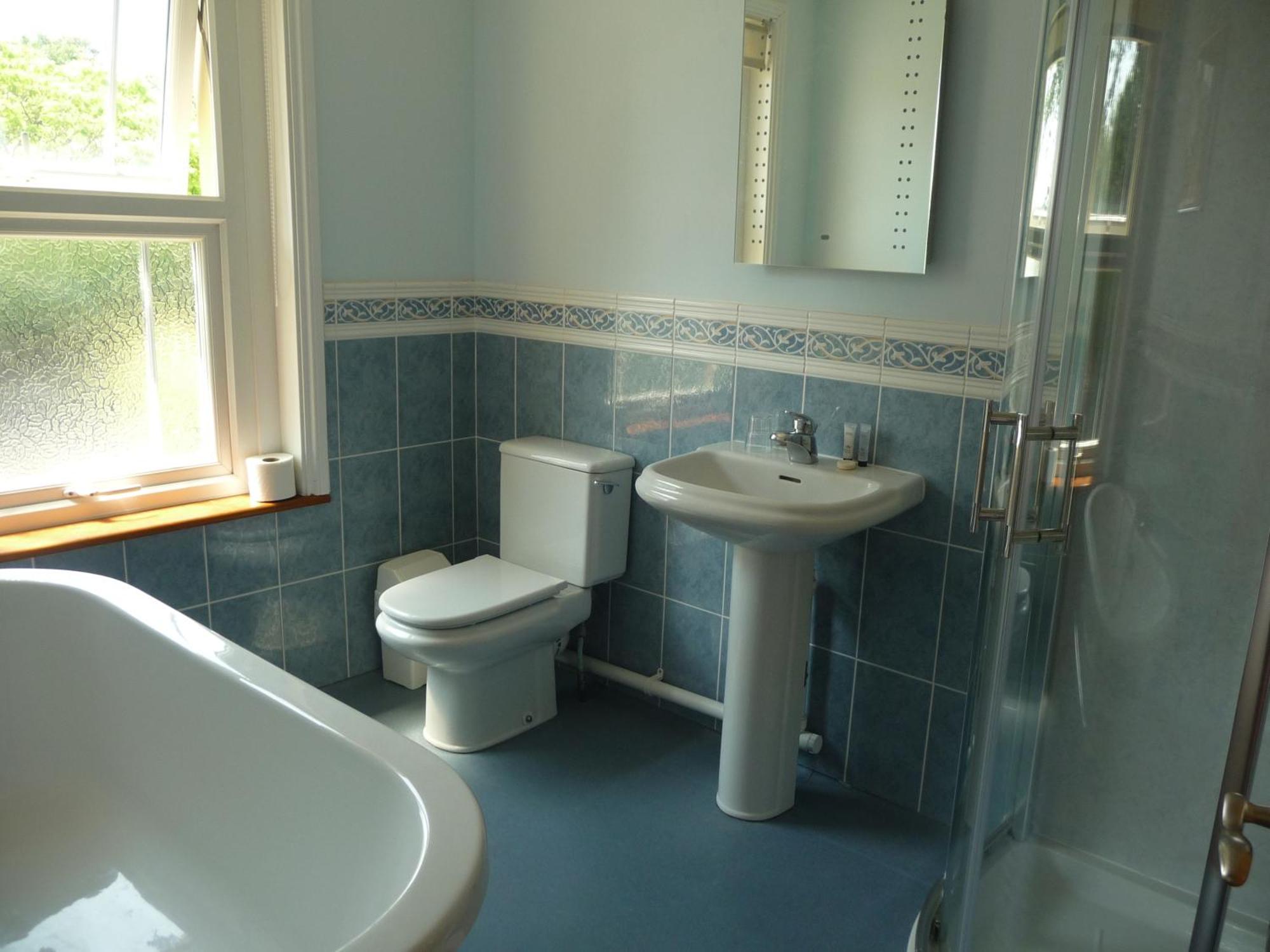 Ivy Hall Wootton Bridge  Extérieur photo